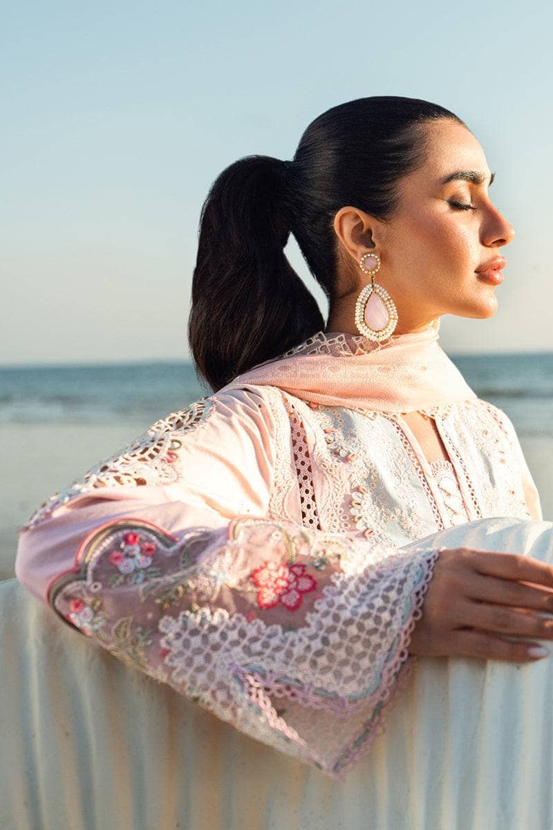 img_qalamkar_luxury_sahil_lawn_23_awwal_boutique