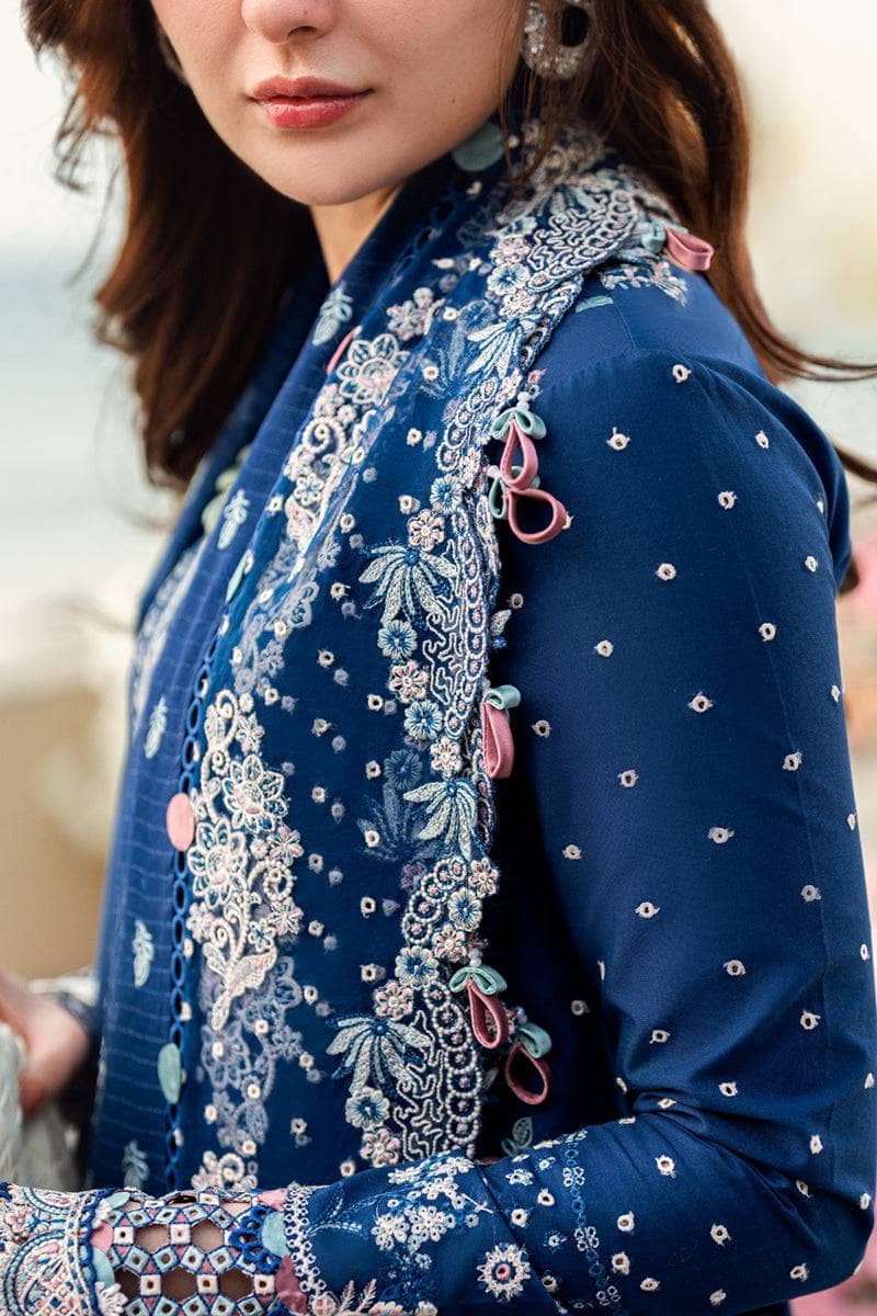 img_qalamkar_luxury_sahil_lawn_23_awwal_boutique