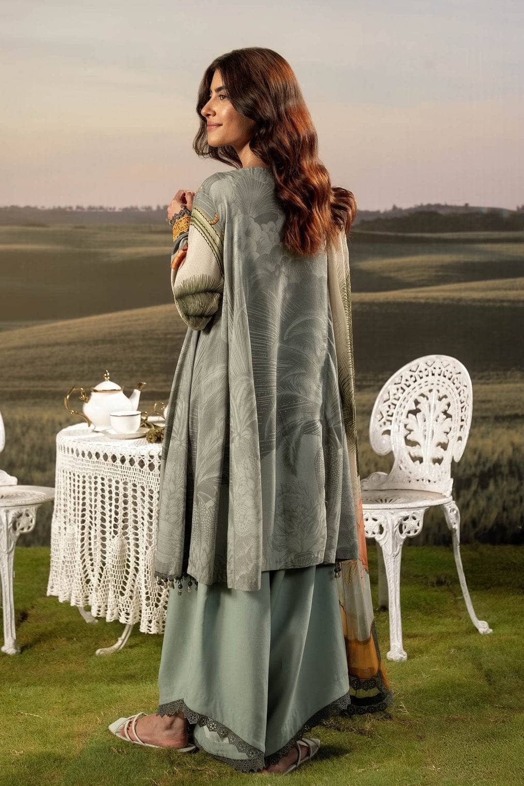 Maria B M Basics 25/Fall-Winter/Embroidered Arabic Lawn Suit | MB-PFUS25-06A/Grey