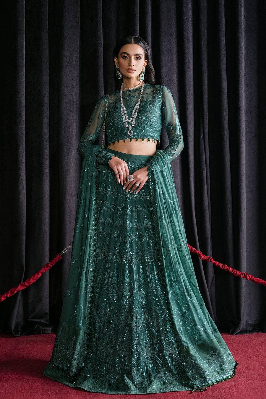 img_afrozeh_starlet_awwal_boutique