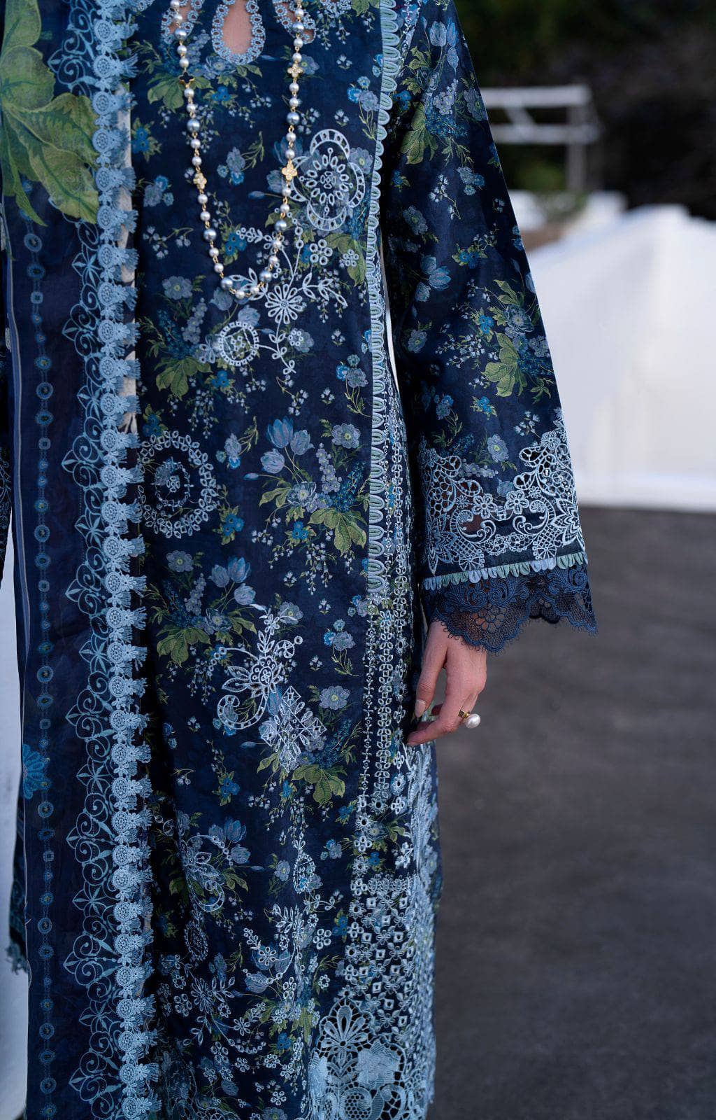 img_ajr_couture_printkari_awwal_boutique