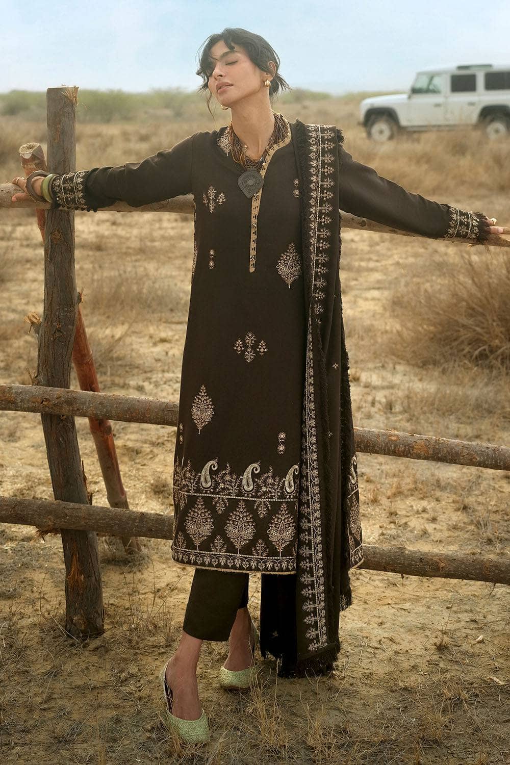 Gul Ahmed Charm Of Winter/Karandi/AY 52009