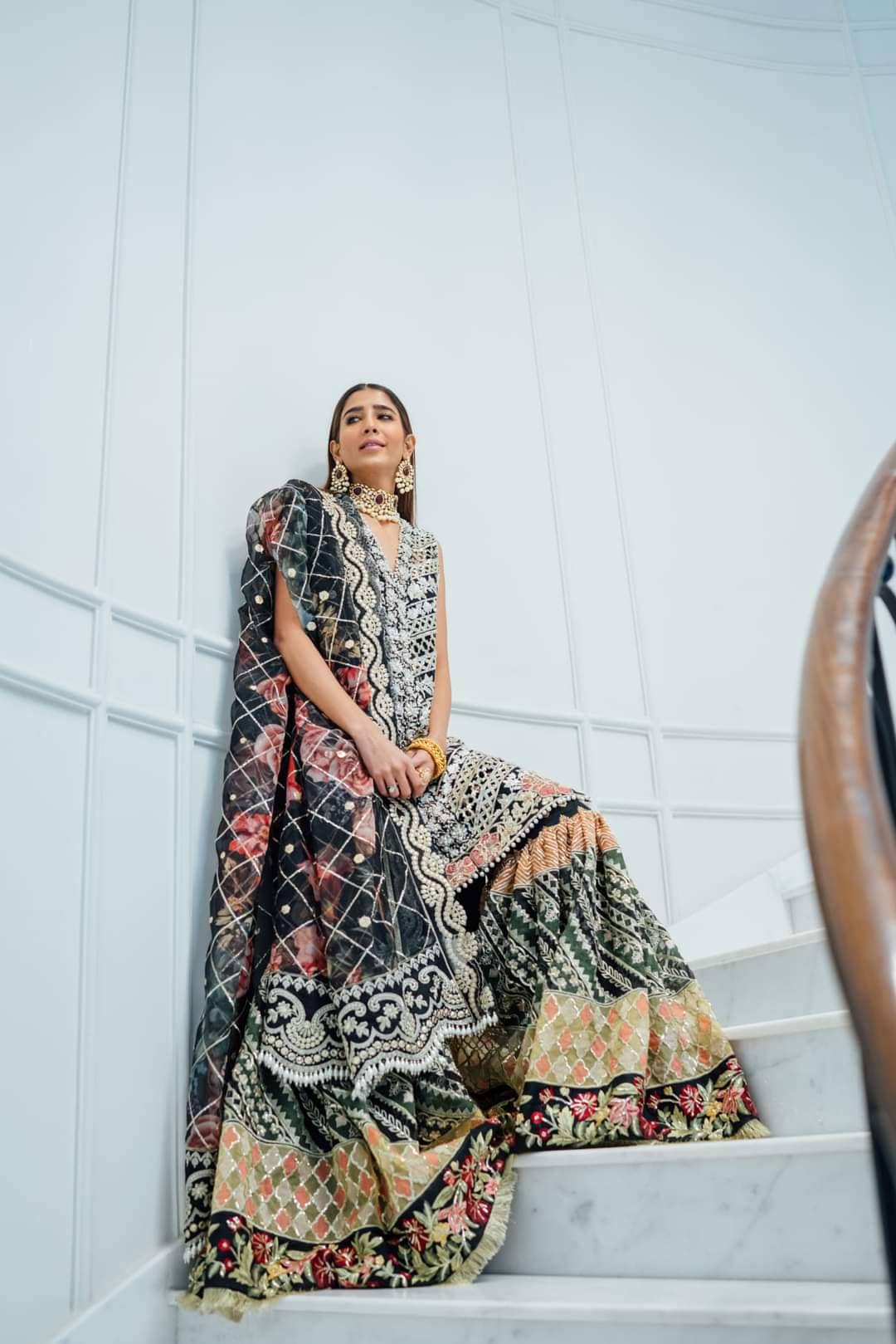 img_crimson_wedding_edition_awwal_boutique