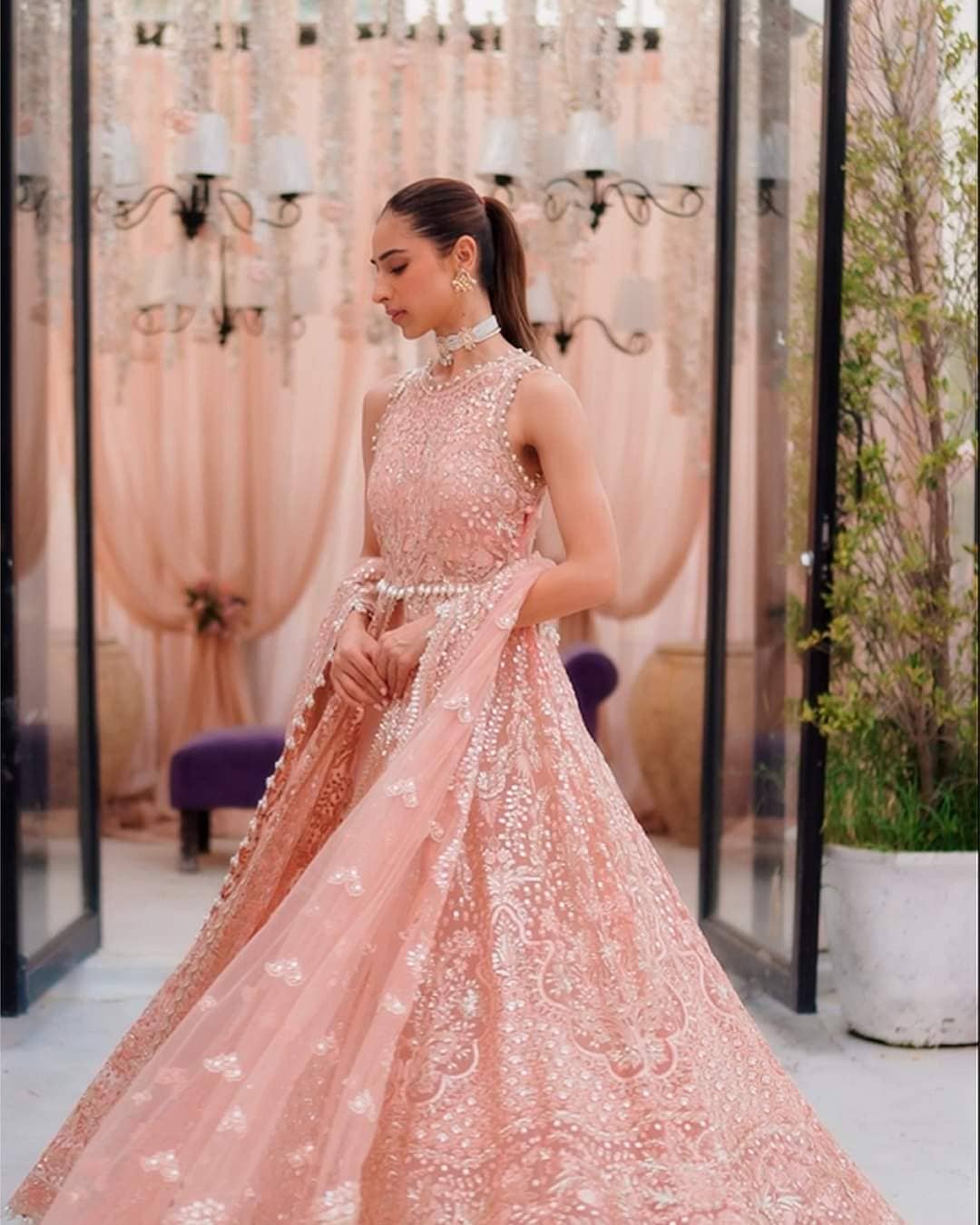 img_spottee_in_afrozeh_dastaangoi_awwal_boutique