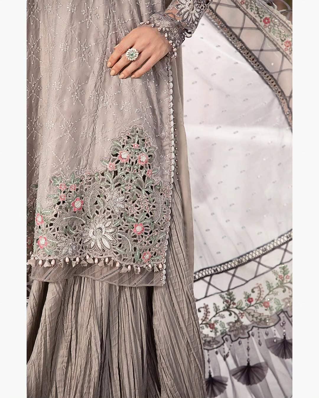 img_maria_b_sateen_awwal_boutique