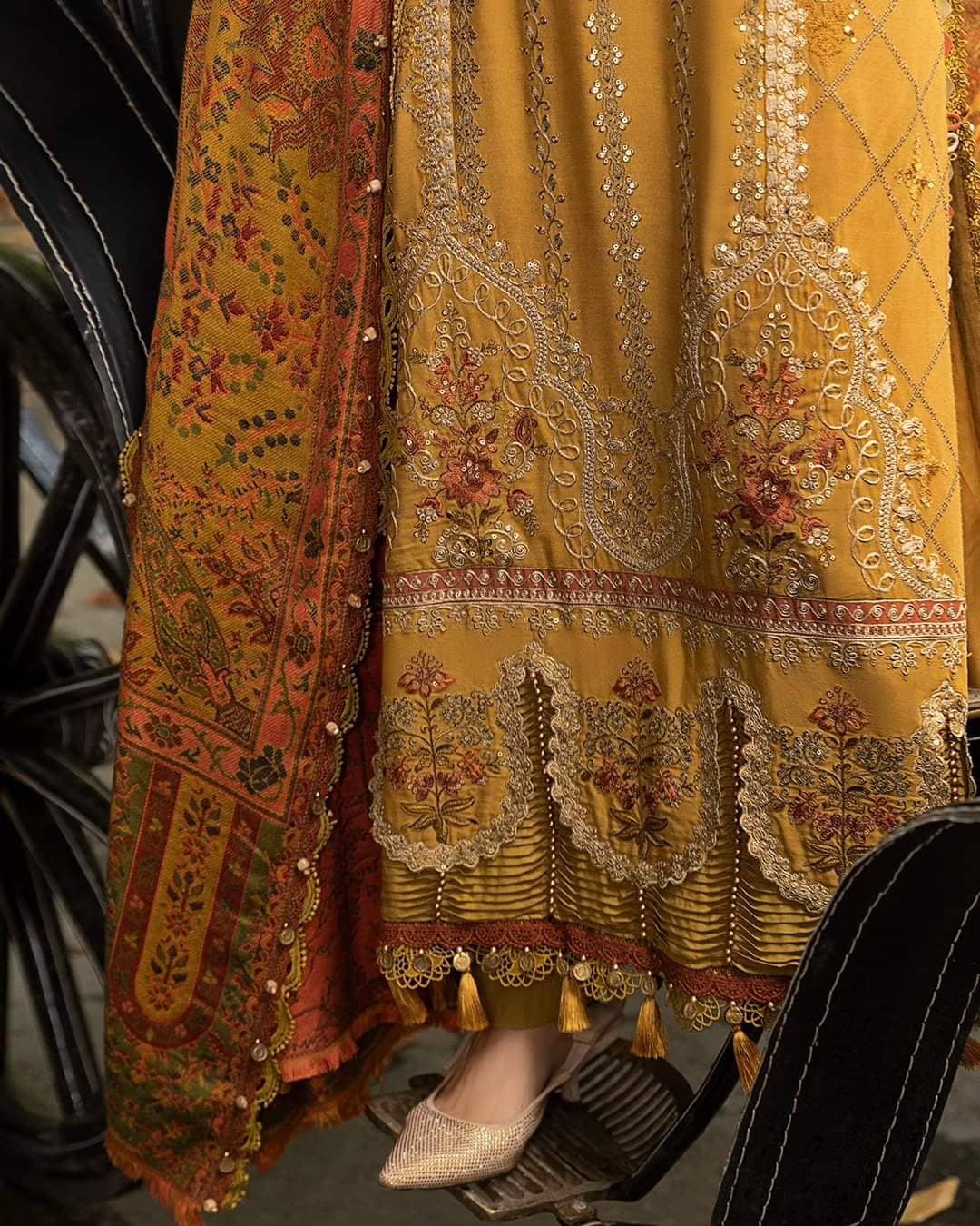 img_maria_b_linen_23_awwal_boutique