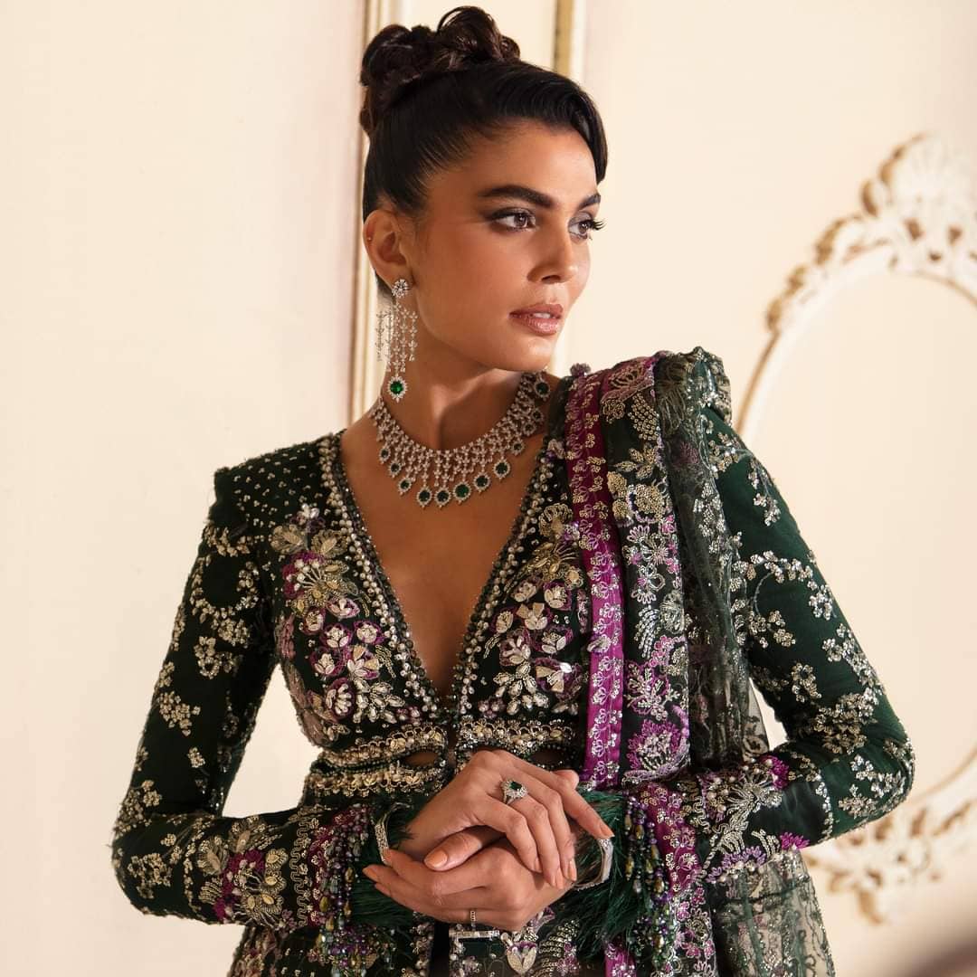 Republic Womens Wear/Joie De Vivre/Wedding Couture/D 1