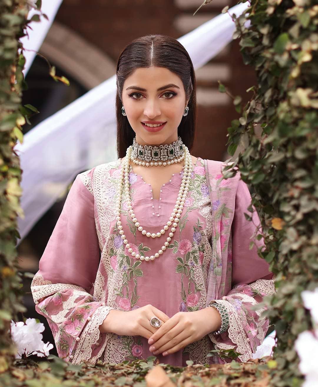 img_kahf_premium_lawn_awwal_boutique