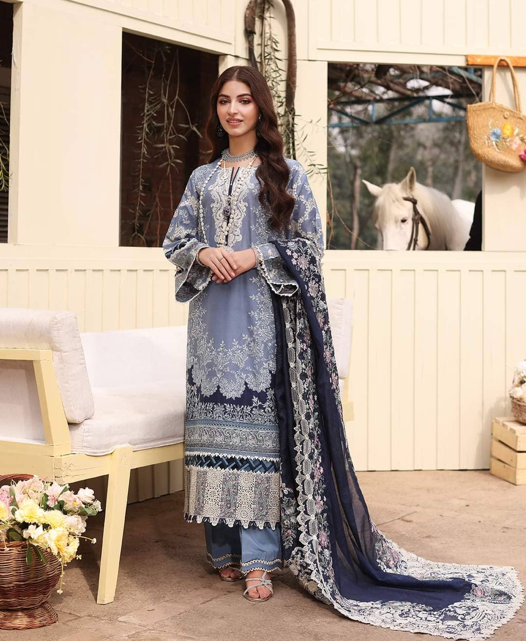 img_kahf_premium_lawn_awwal_boutique