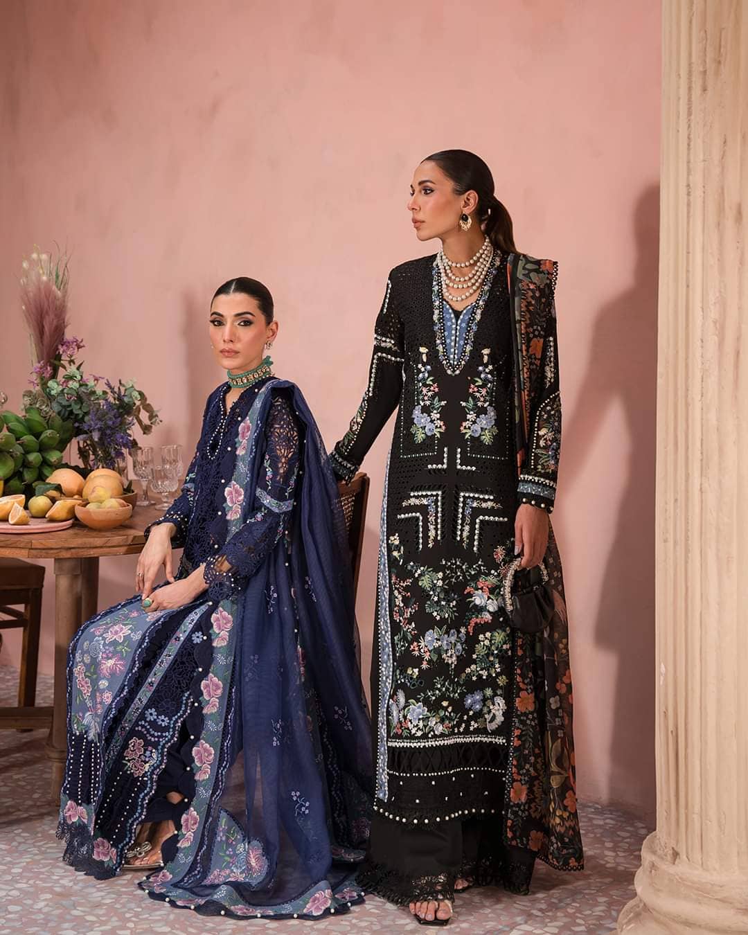 img_afrozeh_painted_garden_lawn_awwal_boutique