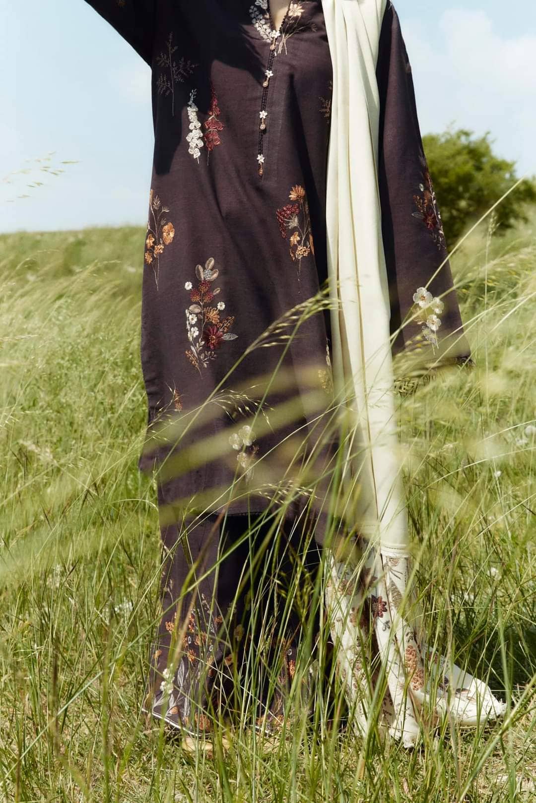 img_zara_shahjahan_coco_winter_24_awwal_boutique