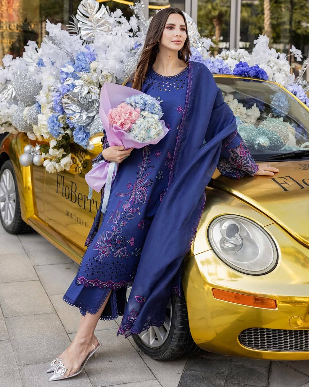 Rang Rasiya Carnation Lawn/Aqua/Navy Blue