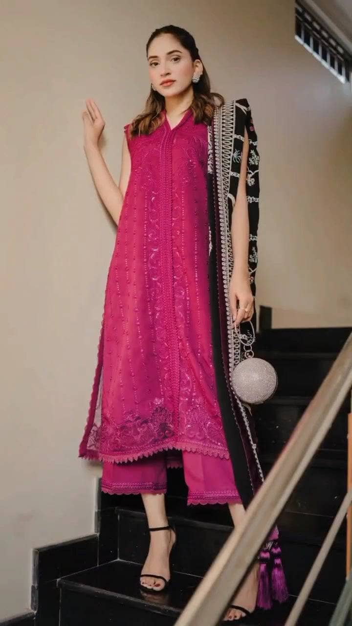 img_spotted_in_mushq_broadway_awwal_boutique