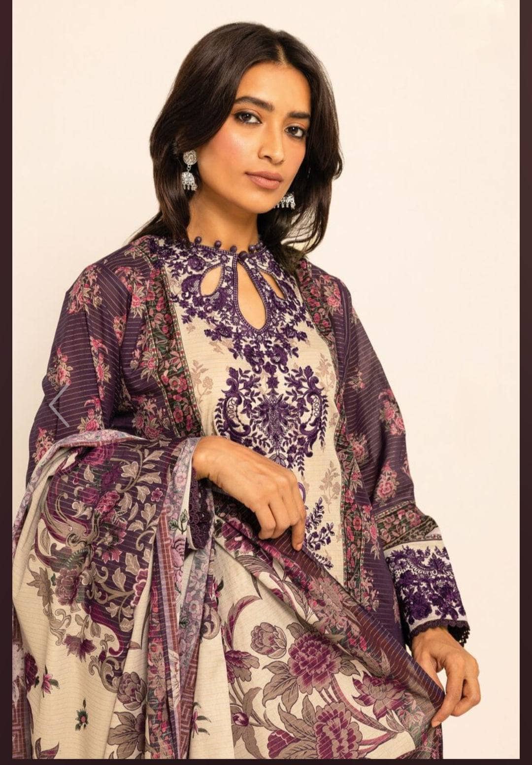 img_khaadi_lawn_24_awwal_boutique