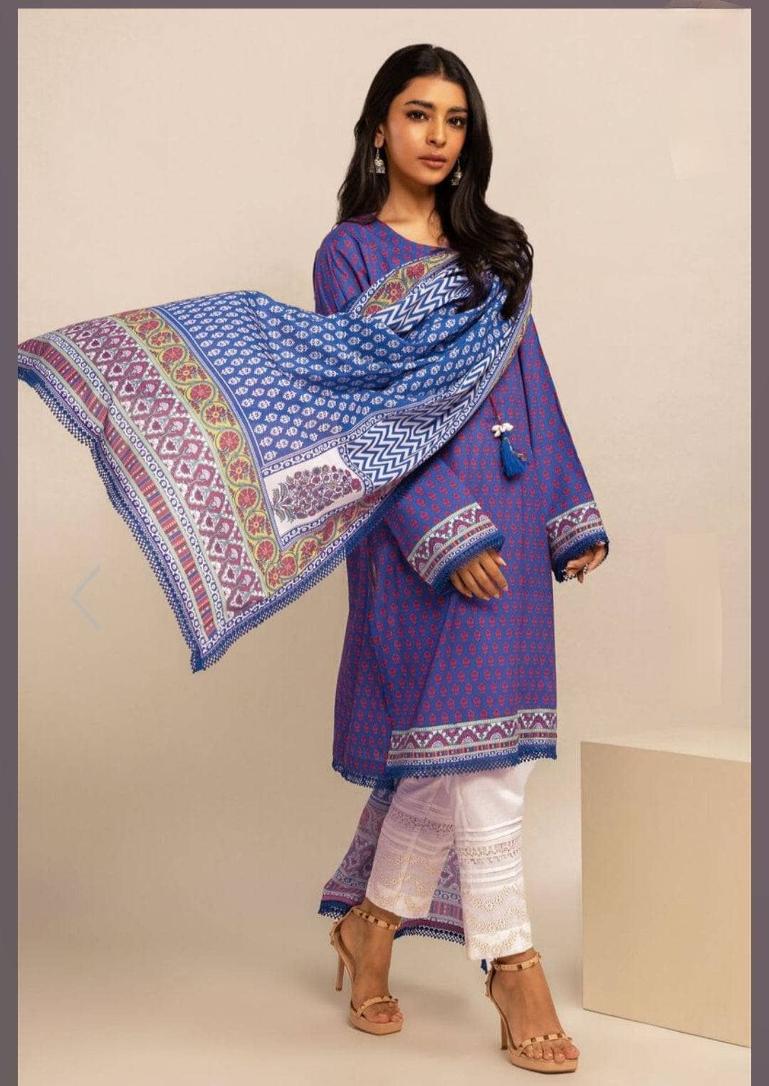 img_khaadi_lawn_24_awwal_boutique