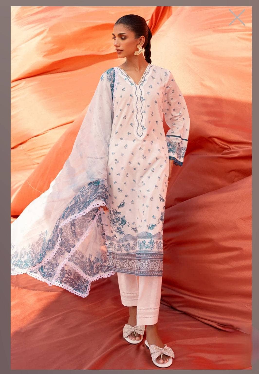 img_cross_stitch_eid_lawn_24_awwal_boutique