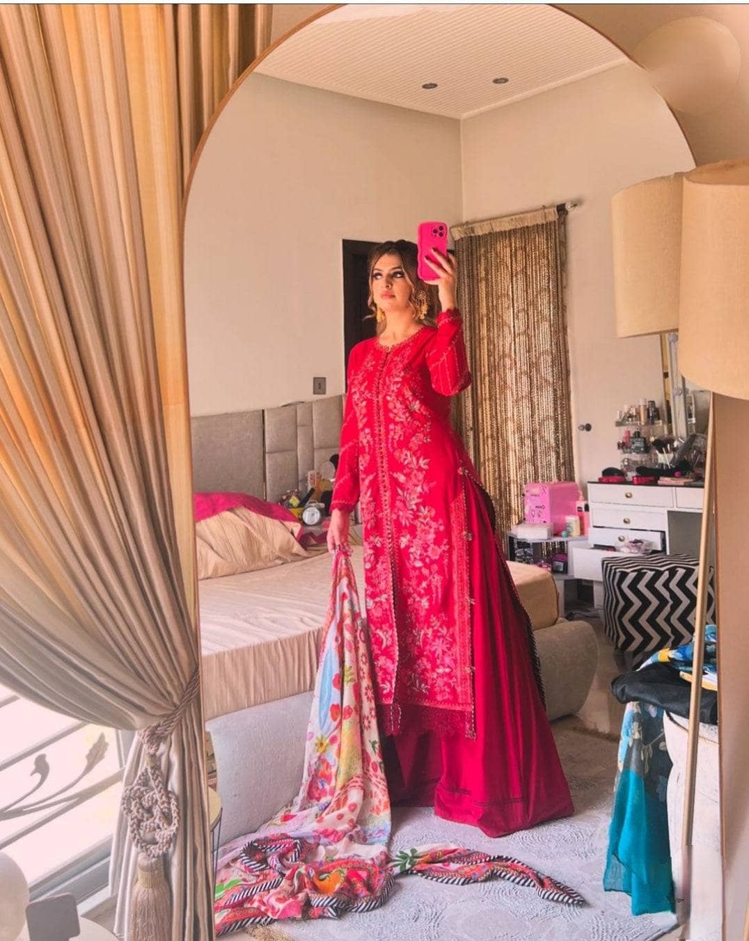 img_hussain_rehar_lawn_awwal_boutique