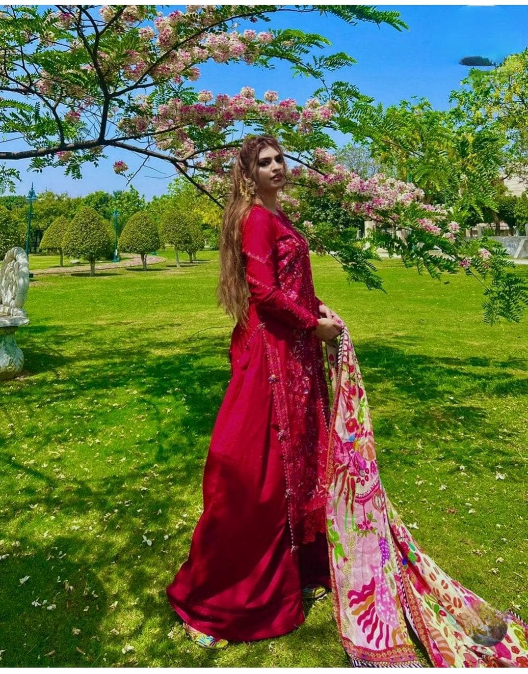 img_hussain_rehar_lawn_awwal_boutique