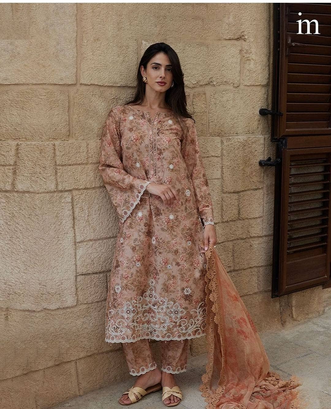 img_image_printkari_lawn_vol_2_awwal_boutique