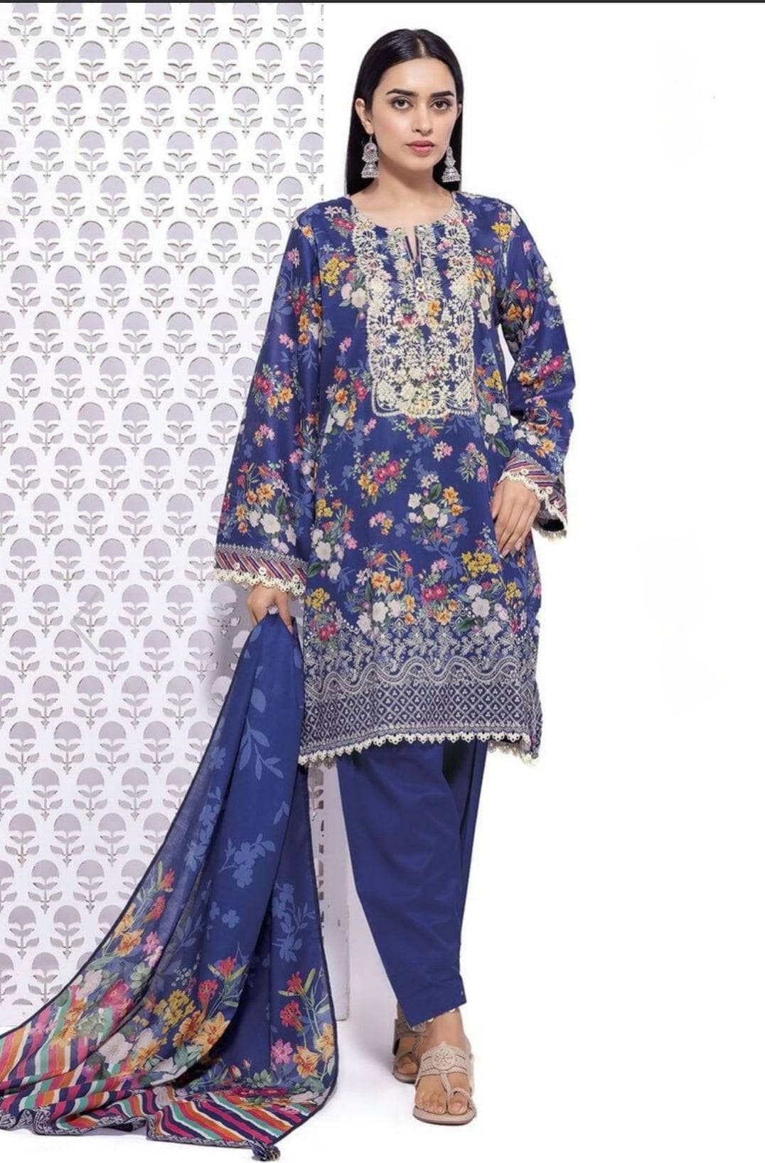 img_khaadi_lawn_24_awwal_boutique