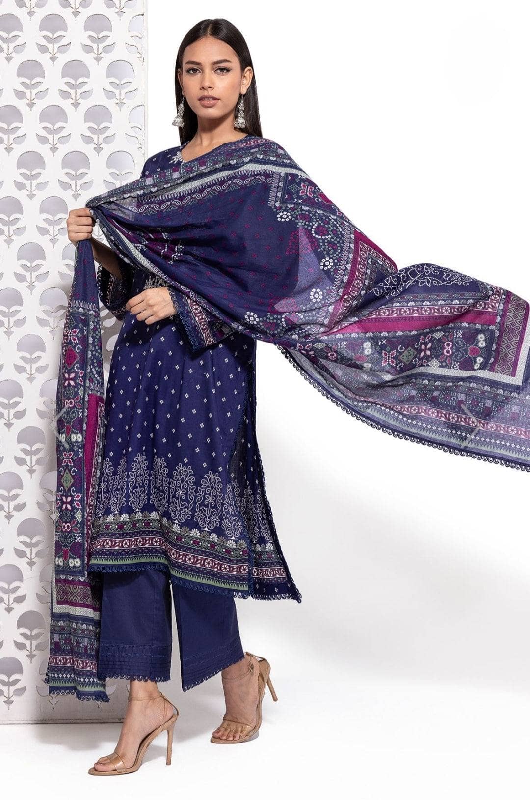 img_khaadi_lawn_24_awwal_boutique