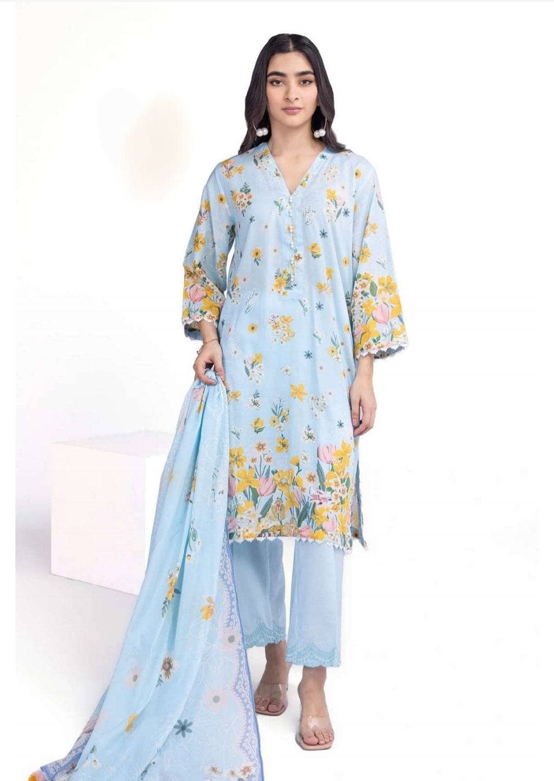 img_khaadi_lawn_25_awwal_boutique