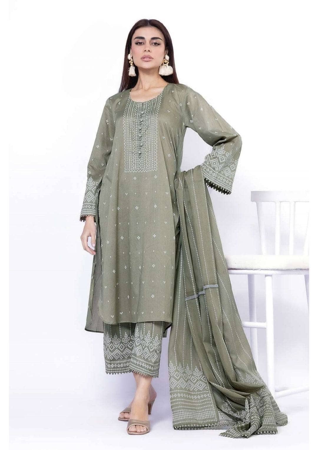 img_khaadi_lawn_25_awwal_boutique