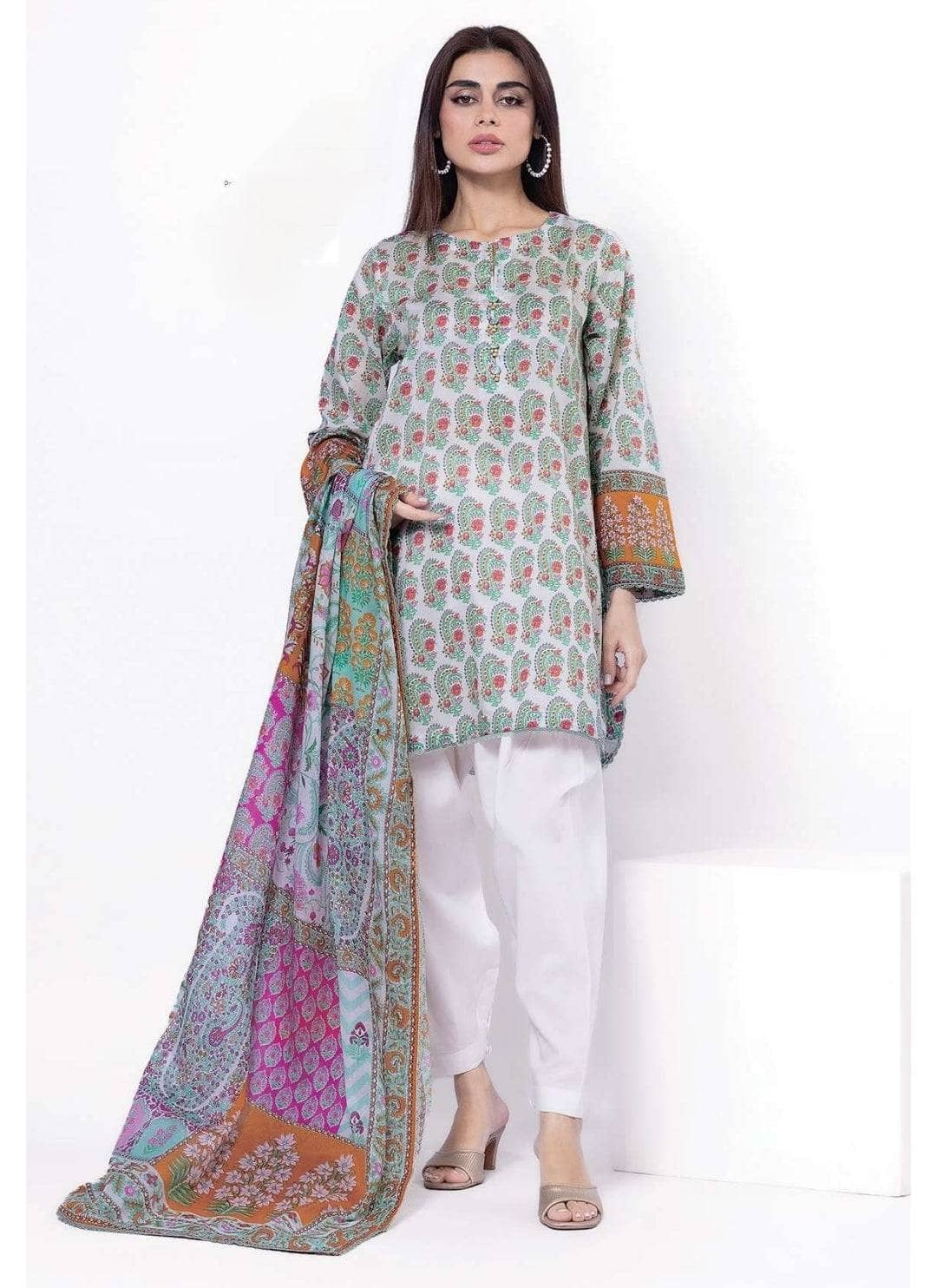 img_khaadi_lawn_25_awwal_boutique