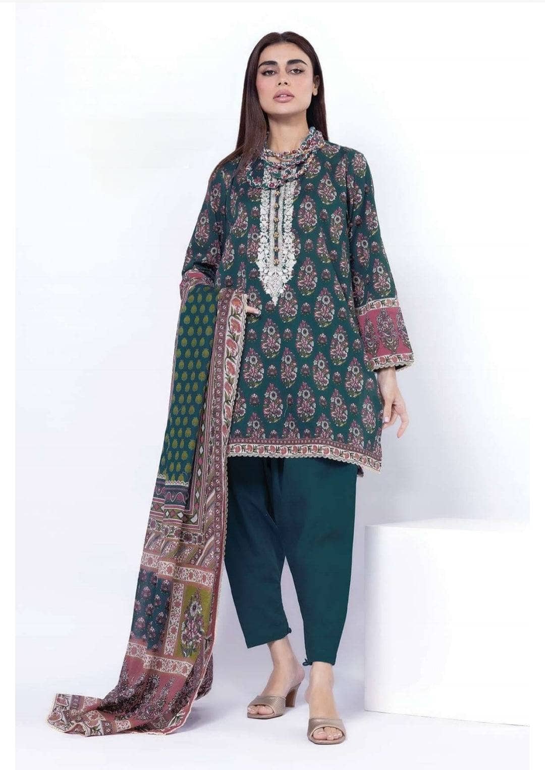 Restocked/Khaadi Lawn 25/Shirt Dupatta Bottom Set/SS2100B