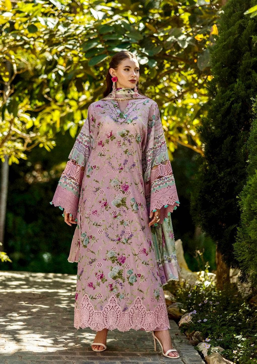 img_elaf_chikankari_awwal_boutique