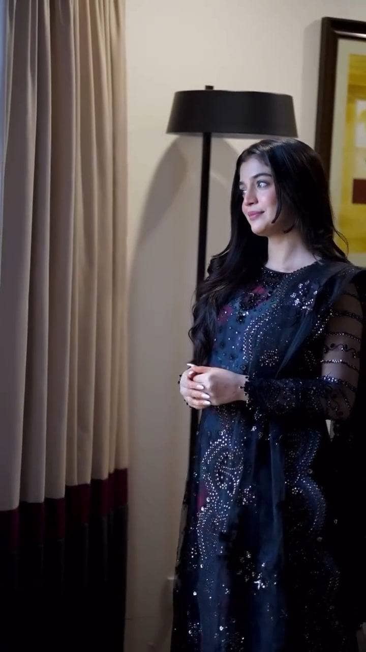 Spotted in Baroque Chantelle/Vol 2/D 05