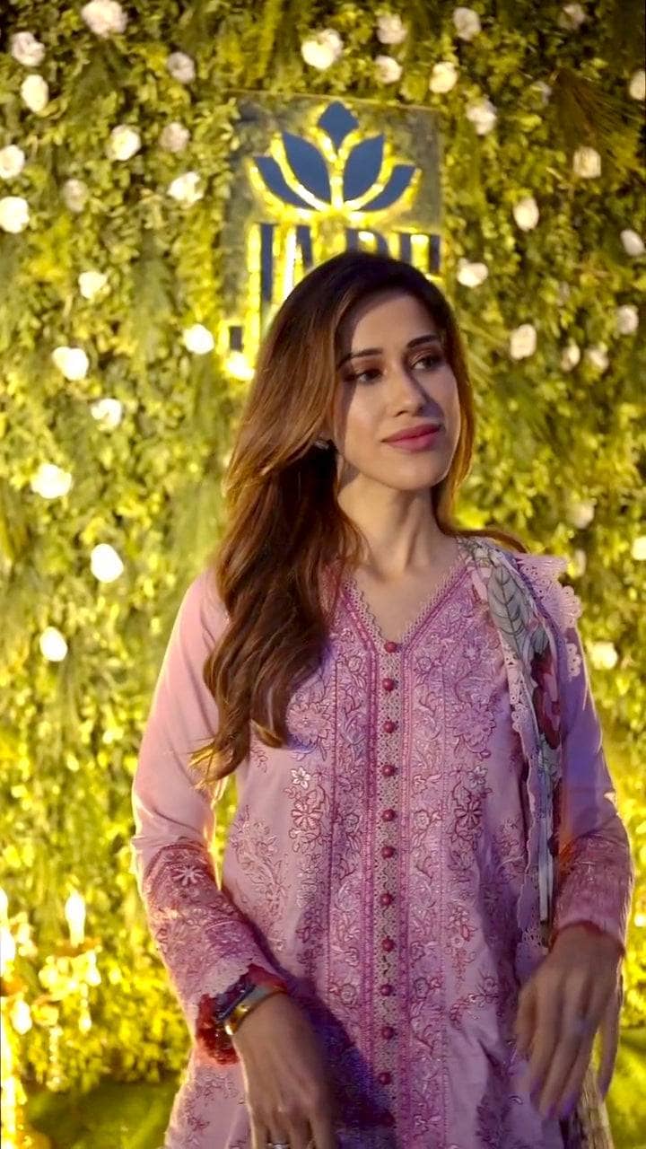 img_jade_le_premier_awwal_boutique