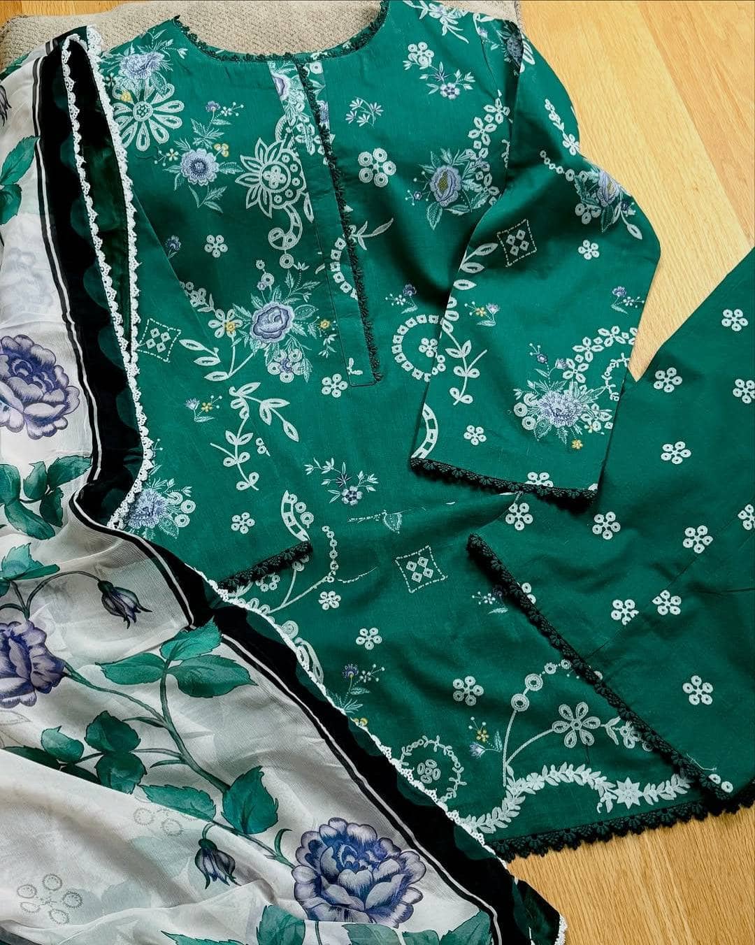 Stitched Look of Unstitched Zara Shahjahan Coco Prints 25/Nora-8B/Chiffon Dupatta/Size - XL L M S