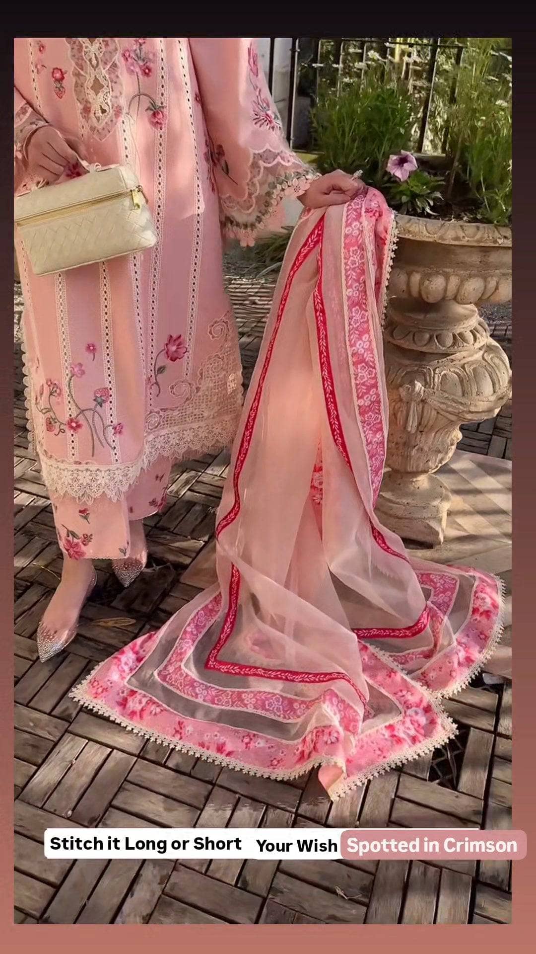 img_crimson_by_saira_shakira_awwal_boutique