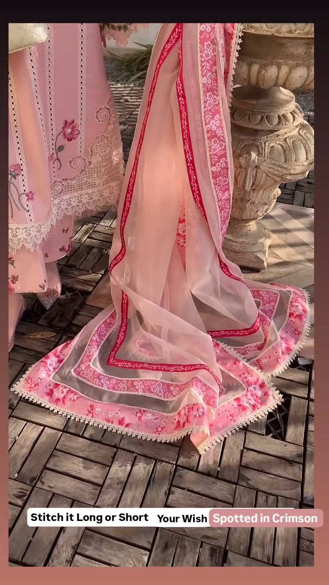 img_crimson_by_saira_shakira_awwal_boutique