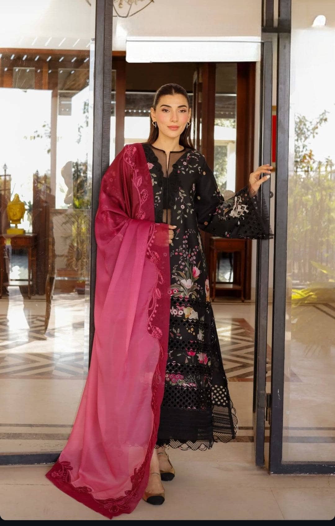 img_spotted_flow_by_crimson_awwal_boutique