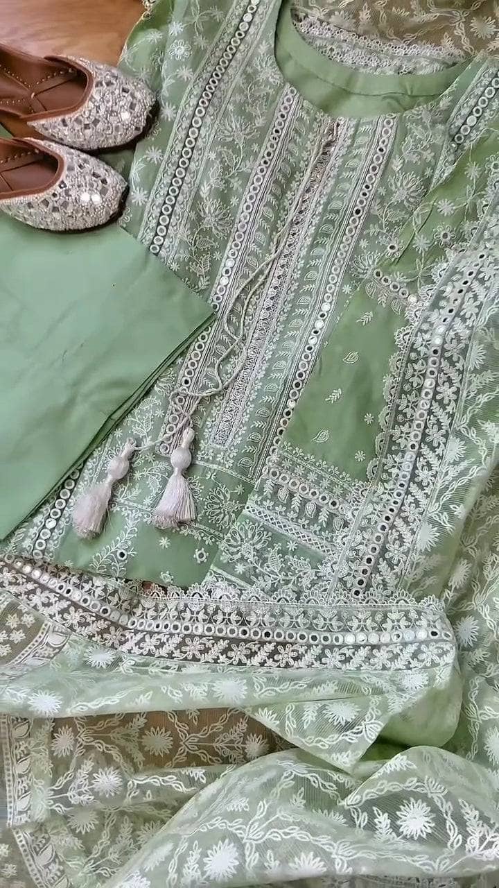 img_stitched_look_sobia_nazir_awwal_boutique