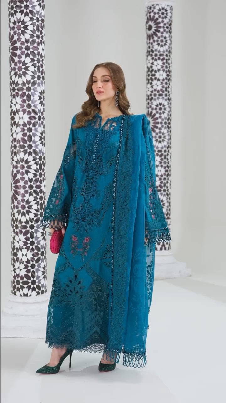 img_maria_b_lawn_awwal_boutique