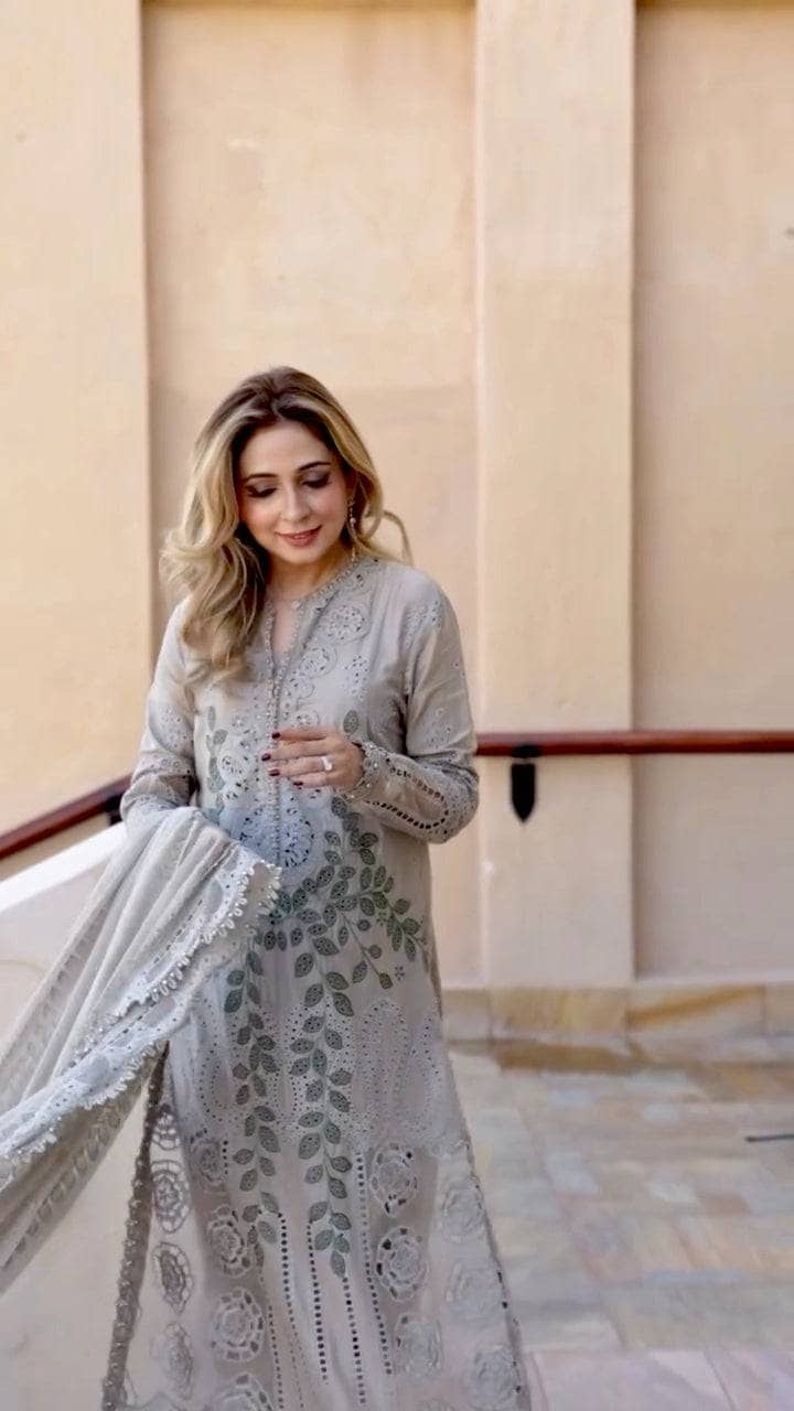 Spotted in Maria B Luxury Lawn 25/3A/Coffee