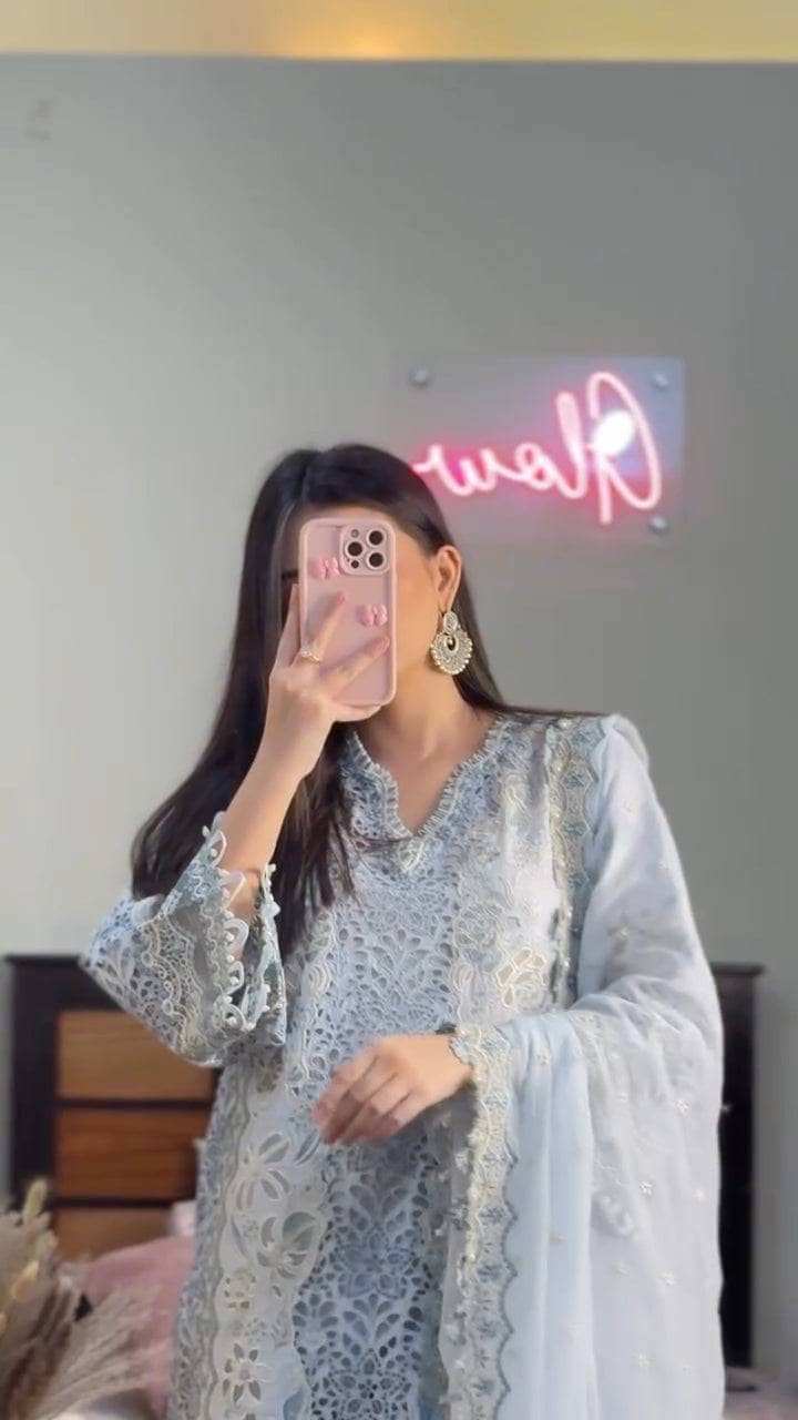 ing_baroque_lawn_awwal_boutique