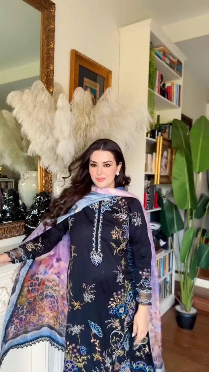 img_farah_talib_aziz_awwal_boutique