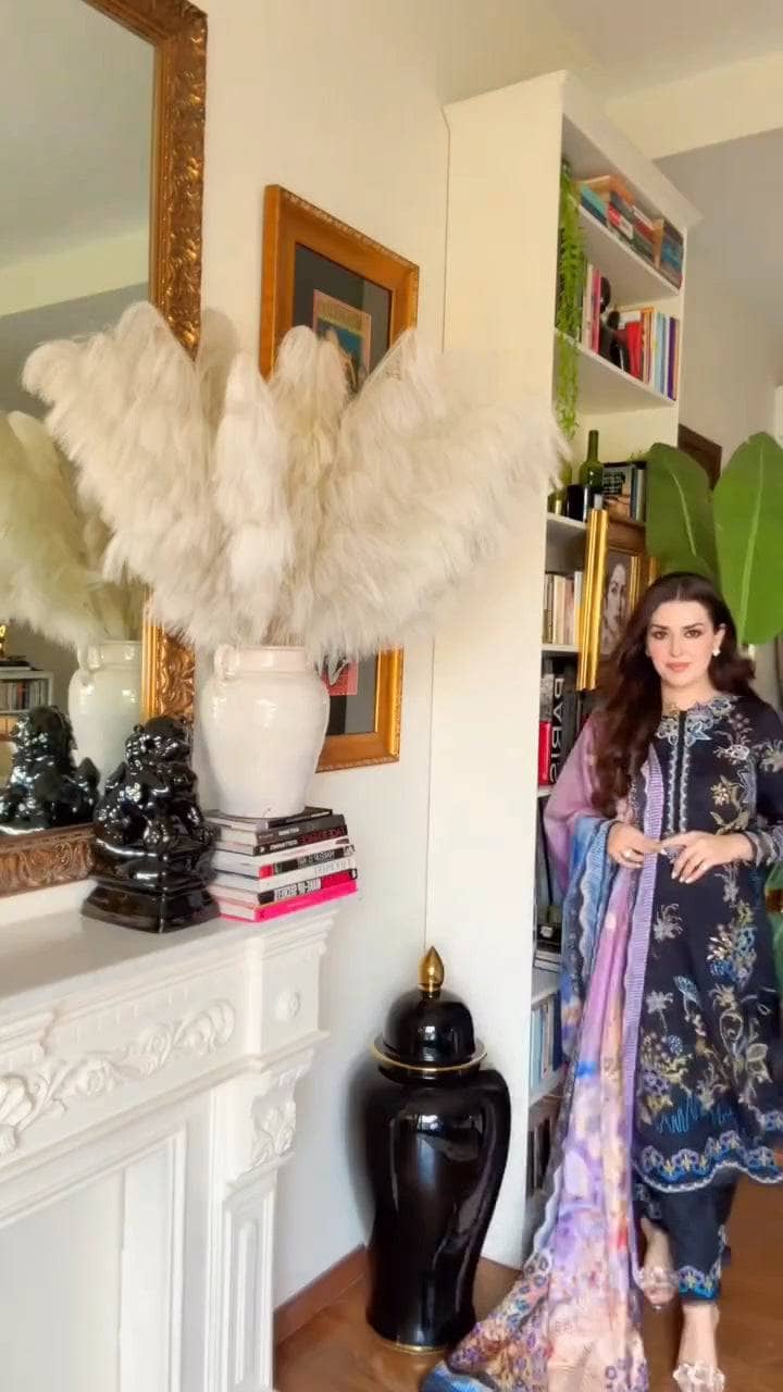 Spotted in Farah Talib Aziz Lawn/Belle Black/Black