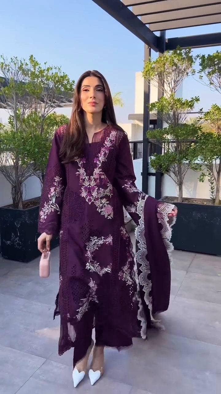 Spotted in Saira Shakira Lawn 25/25/Dahlia -B/Grape