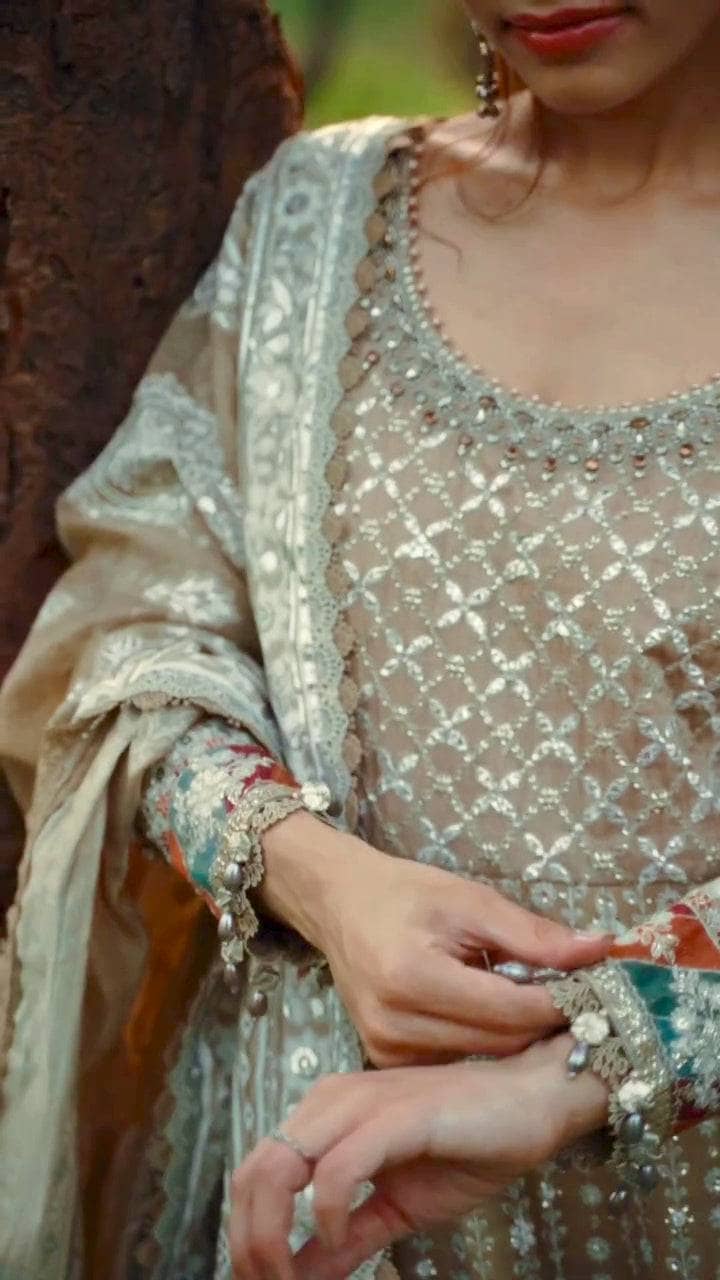 Spotted in Maria B Sateen/CST-810