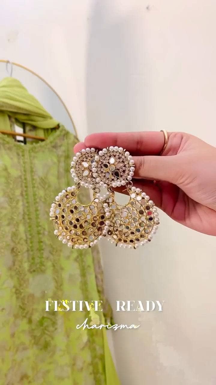 Spotted in Charizma Vasal Chiffon 25/Vol 3/VSL25-18