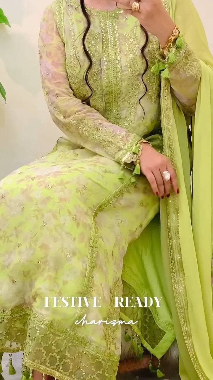 Spotted in Charizma Vasal Chiffon 25/Vol 3/VSL25-18