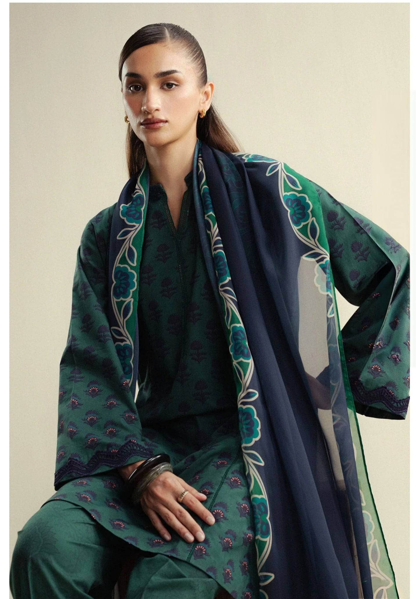 img_coco_fall_edit_zara_shahjahan_awwal_boutique