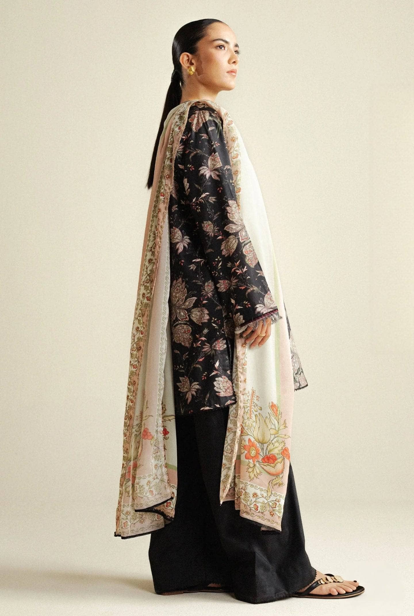 img_coco_fall_edit_zara_shahjahan_awwal_boutique