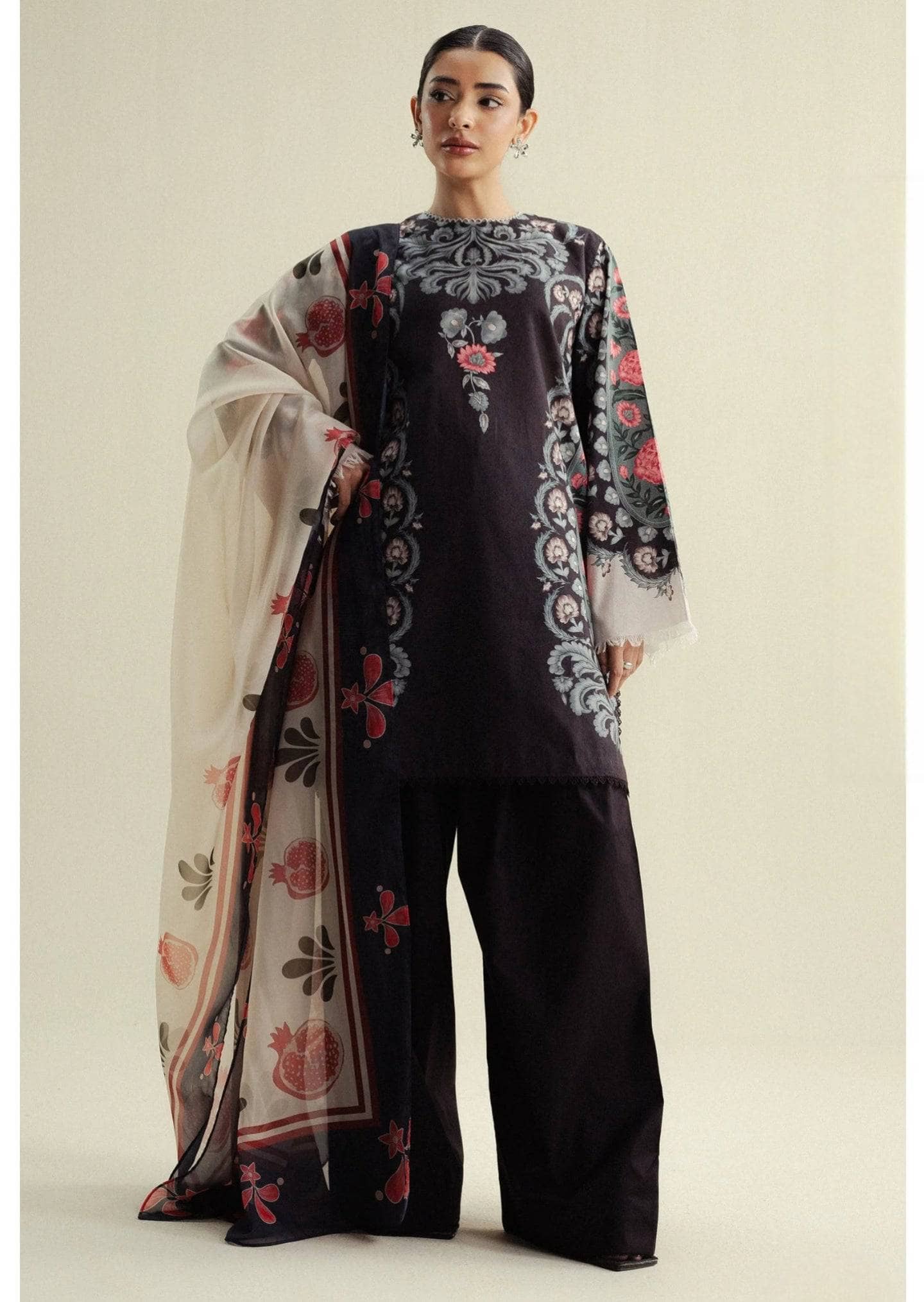 img_coco_fall_edit_zara_shahjahan_awwal_boutique