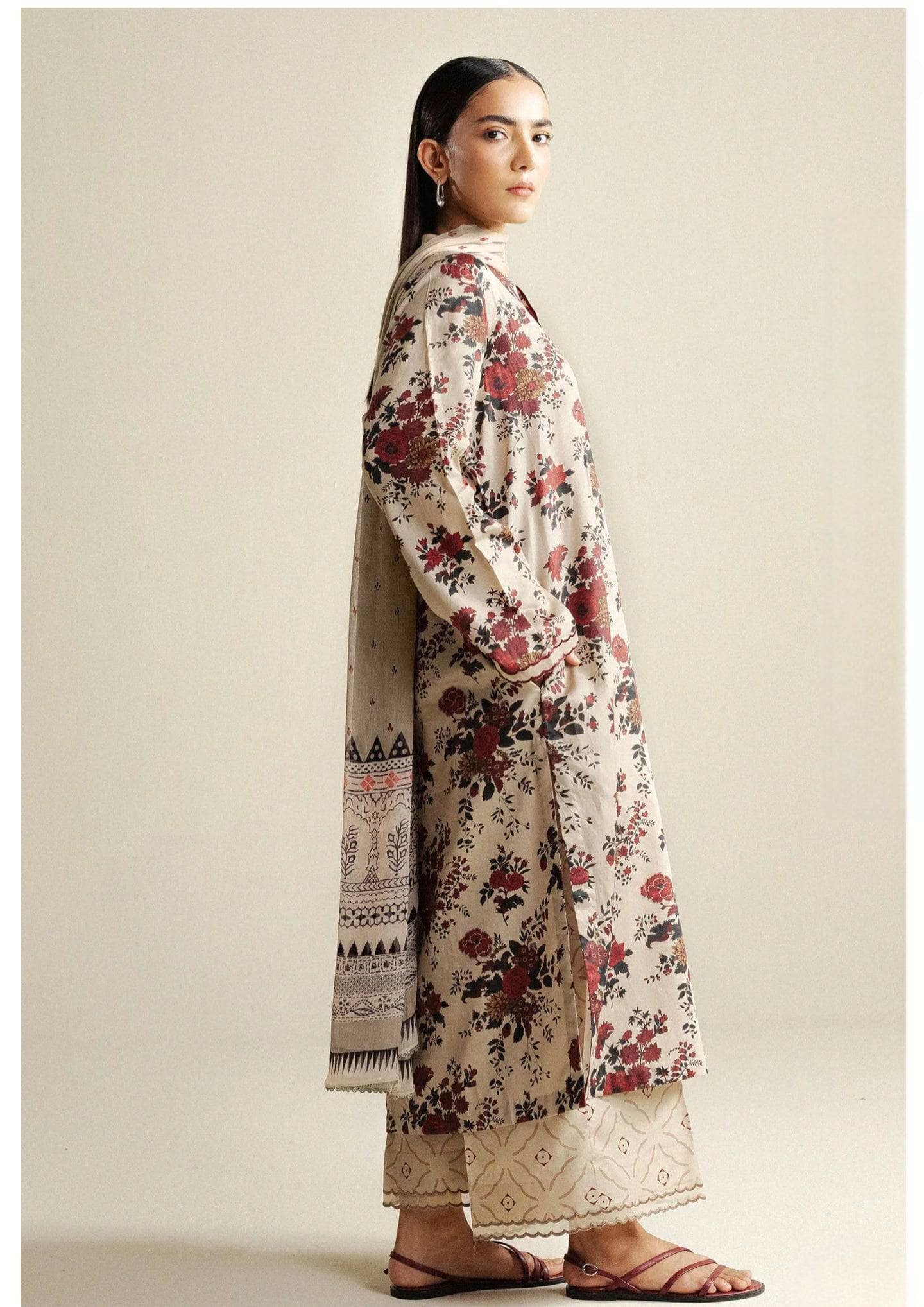 img_coco_fall_edit_zara_shahjahan_awwal_boutique